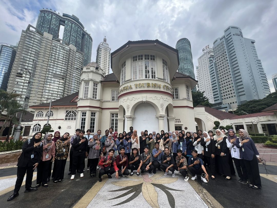 Politeknik Sultan Idris Shah Visit